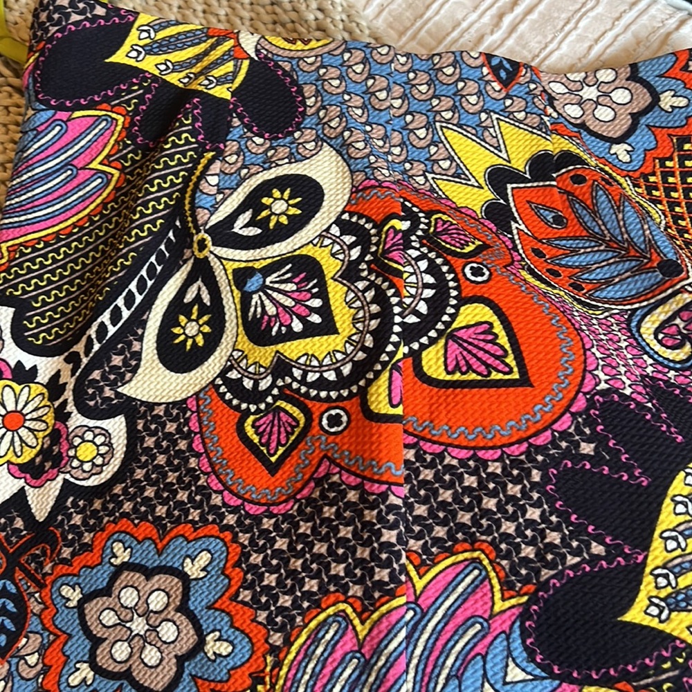 Skirt - Picture 4 of 5